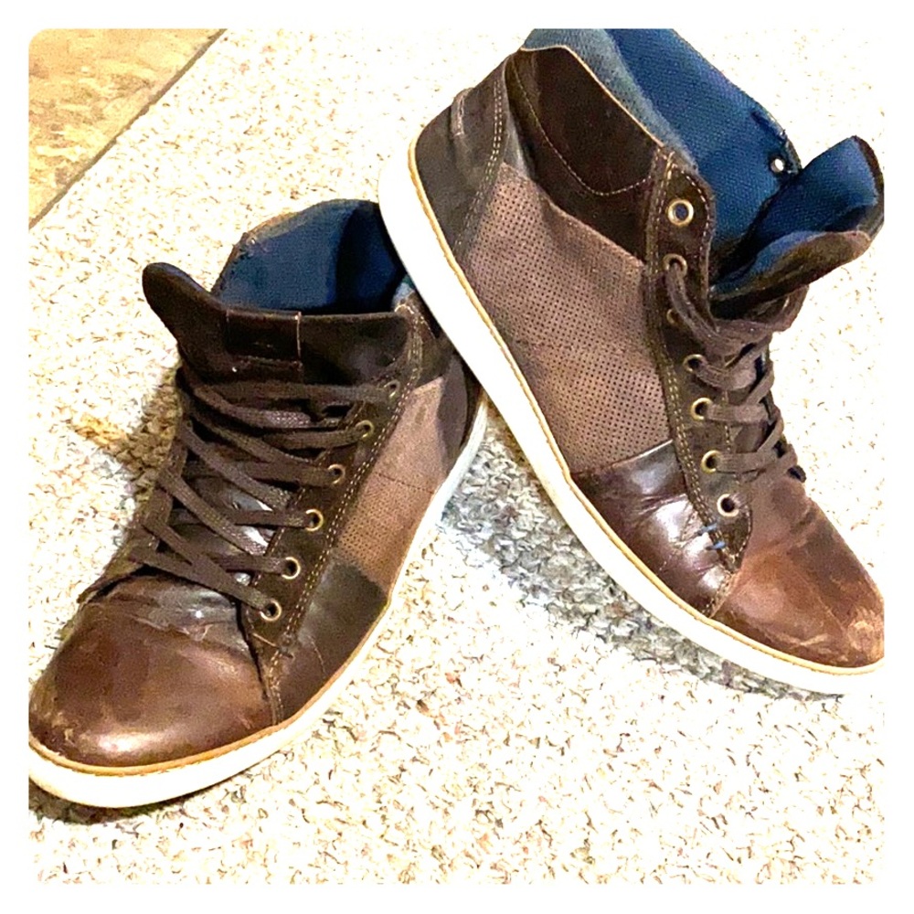 High top leather shoes